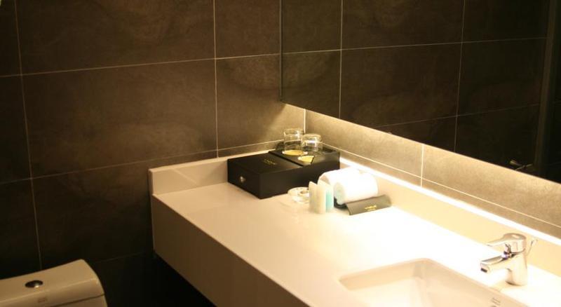 J-Hotel Guangzhou Dış mekan fotoğraf