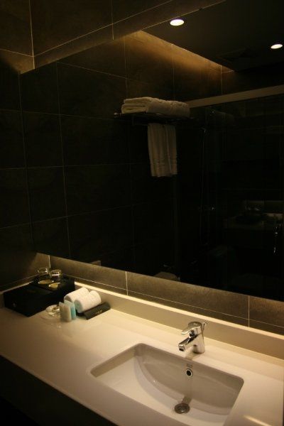 J-Hotel Guangzhou Dış mekan fotoğraf